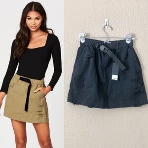NWT Carmar Buckle distressed Skirt in black
